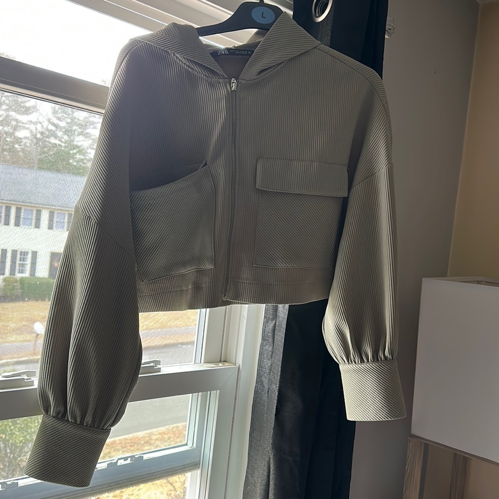 cropped jacket from zara